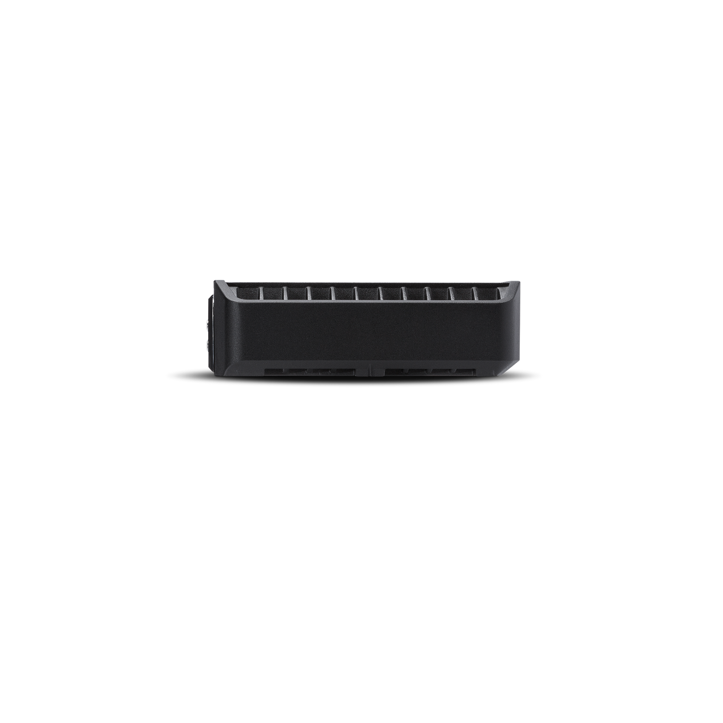 Amplificador punch de 5 canales CLASS-BD de 1000 vatios.