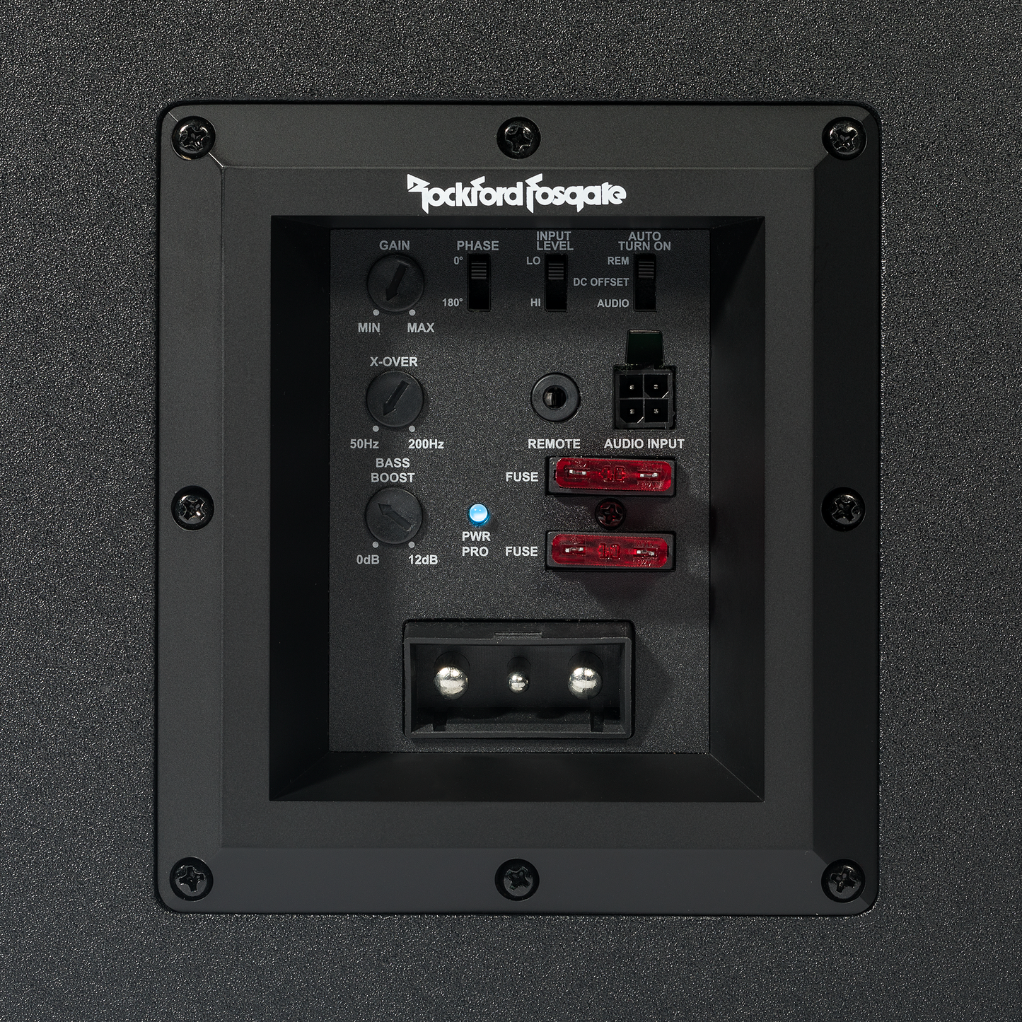SUBWOOFER AMPLIFICADO PUNCH SINGLE DE 12 Y 300 VATIOS.